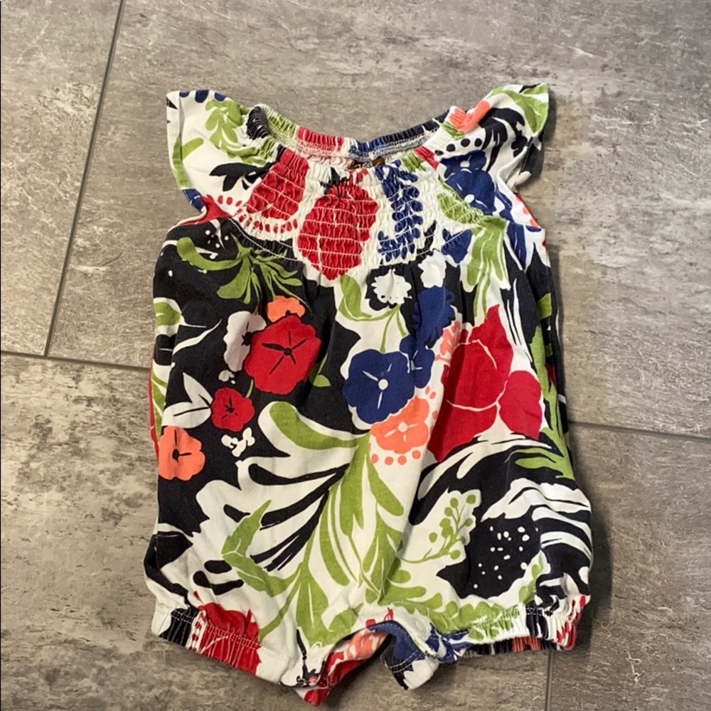 Tea Collection 3-6 mo Bubble Suit Romper